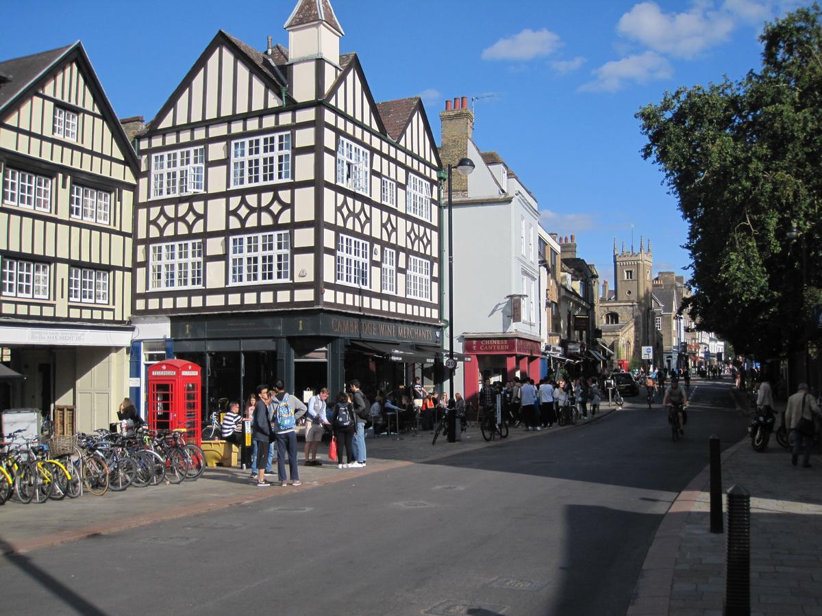 Cambridge Farmers Outlet Appartement Buitenkant foto